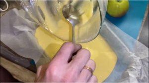 Готовим с папой шарлотку на ночь глядя!!!