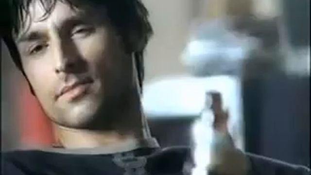 Игра рукой - жёлтая карточка смотреть онлайн