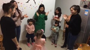 С мамой в Китай. Загребина Аделия. День рождения 4 года