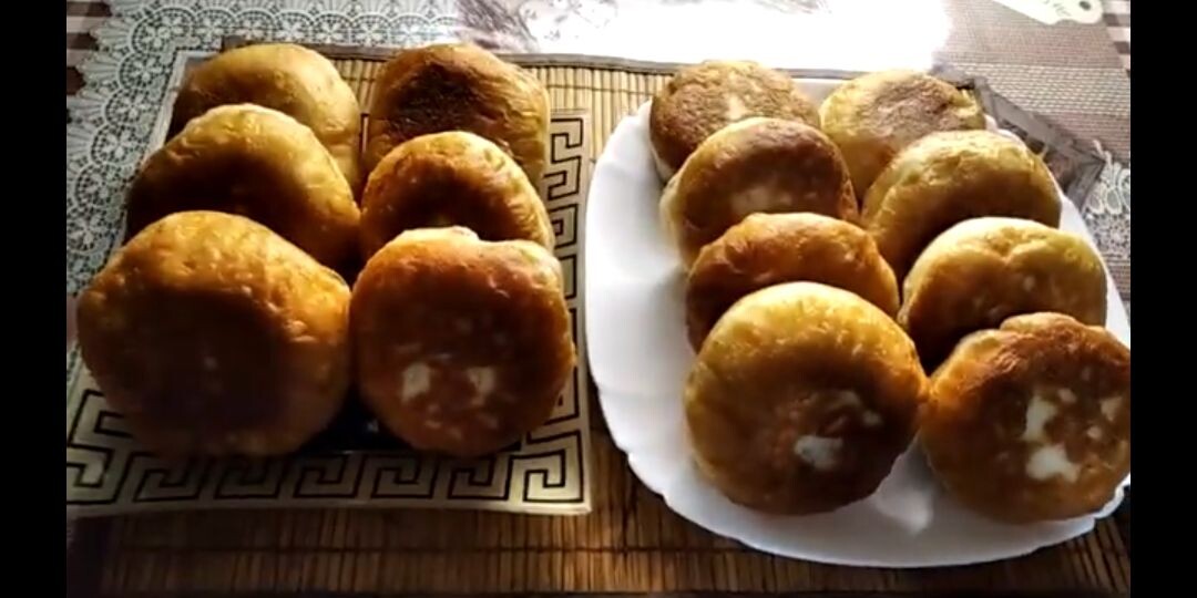 Домашние беляши самые вкусные.