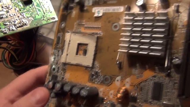 Компьютер за 1000 руб, для дачи. Pentium 4. Часть 1 (восстановление БП) смотреть онлайн