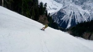 ДОМБАЙ 2021. Вызвали лавину в феврале на Домбае. Опасная лавина