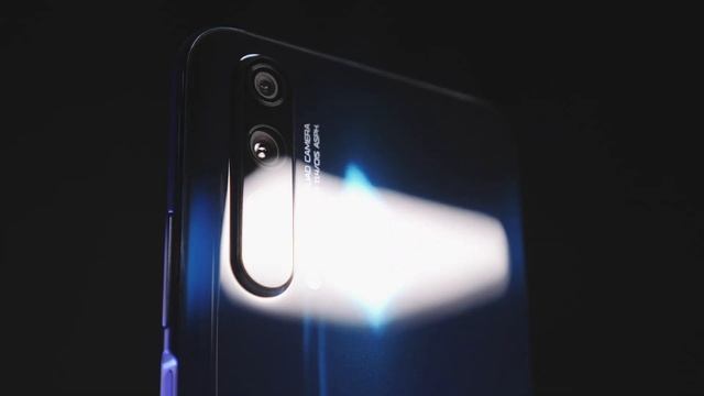 Распаковка Honor 20 Pro: почему он топовый? смотреть онлайн