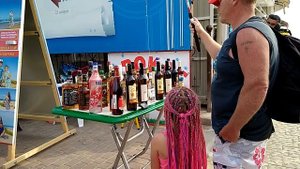 ПРОСТО НАДЕНЬ: Веселая рыбалка - выиграй бутылочку (Витязево Паралия)