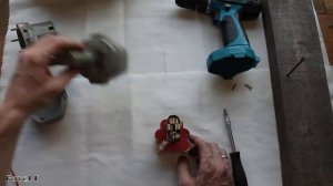 Не держит заряд батарея шуруповерта