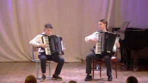 11 Е. Дербенко. Солдатская строевая