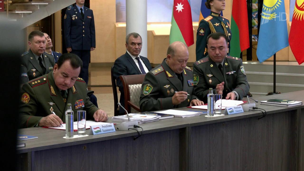 Военно-политическая ситуация в центре внимания министров обороны стран СНГ на встрече в Туле