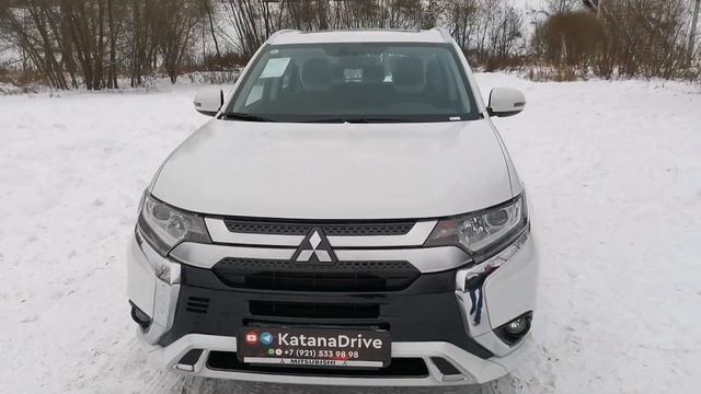 Лучший бюджетный кроссовер для России??? Стоит ли брать Mitsubishi Outlander из Эмиратов?