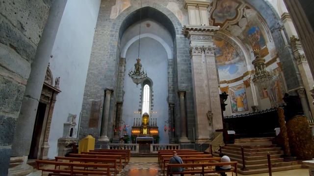 Catania, Sicily Walking Tour - With Captions! смотреть онлайн