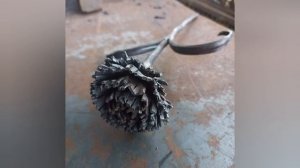 Кованая гвоздика.