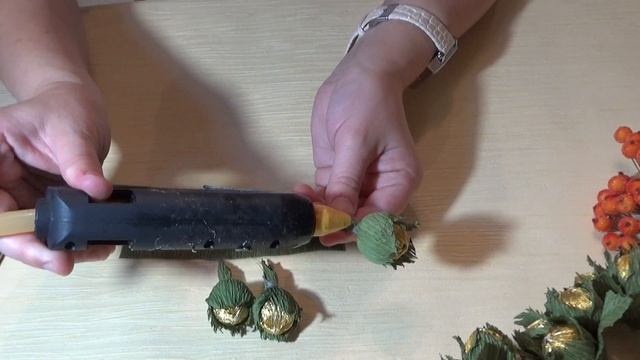 ЛЕСНЫЕ ОРЕХИ из ГОФРИРОВАННОЙ БУМАГИ/DIY/ *Аlesya Gor* WOODEN NUTS FROM CORRUGATED PAPER