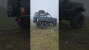 Nissan Patrol Gr Y61 Surrounded