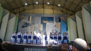 из к/ф Не ходите, девки, замуж!