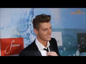 Сюжет sochi.com -  Алексей Воробьев на Дне Кино на Новой Волне 2017