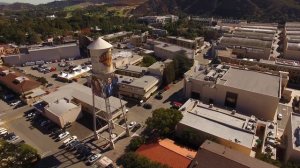 Revolution around the Warner Brothers Stuidos Water Tower