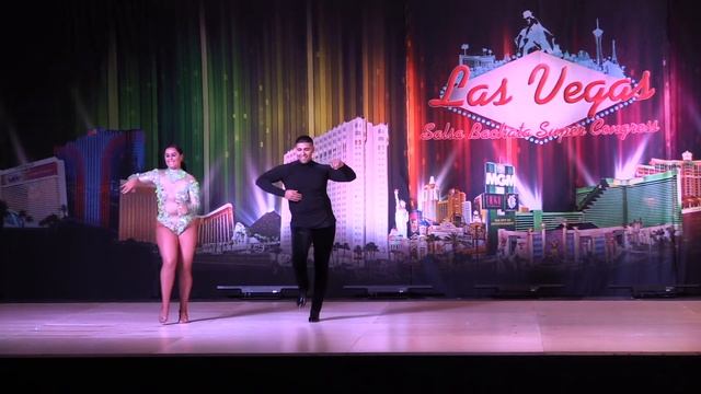 ULDC Thursday Night Qualifier - Amateur Bachata Couple - Brian & Ellie смотреть онлайн