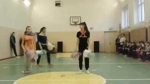 Танец под песню "Круче всех"