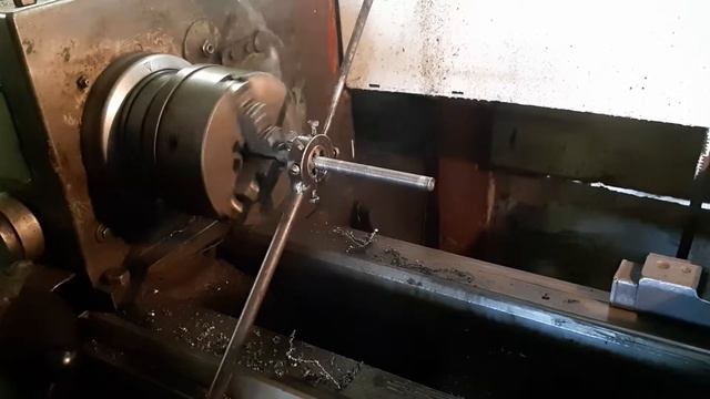 Нарезка резьбы М16 на токарном станке