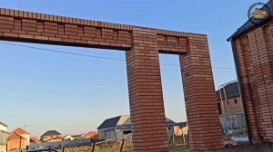 Кирпичная кладка арка для ворот как делается арка для ворот,начало забора.Brick arch for gate.