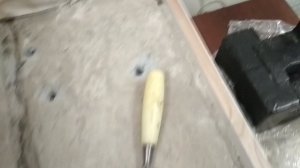 Отделка бетонной лестницы с забежными ступенями деревом