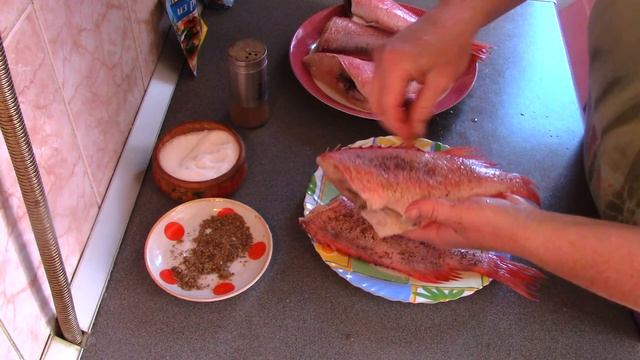 МОРСКОЙ ОКУНЬ, маринование и приготовление на барбекю смотреть онлайн
