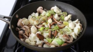 Цветная капуста с грибами