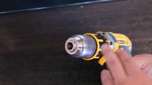 шуруповерт лучший, который был у меня DeWalt