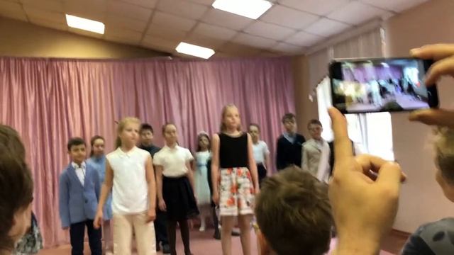 Шшшшшшшш ))