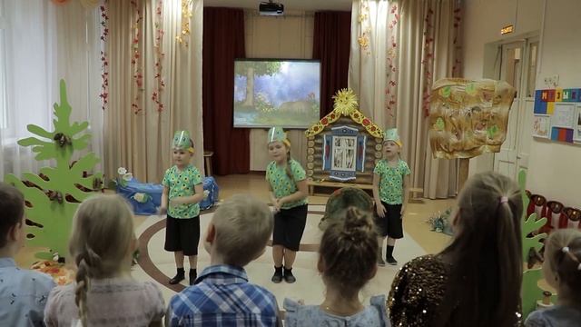 ВОЛШЕБНЫЙ МАЯЧОК «Снежинка» «Сказка о том, как лягушата с мышатами помирились» 1236 выпуск 2021 г смотреть онлайн