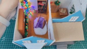 Собираю новогодний домик из картона. Часть 6