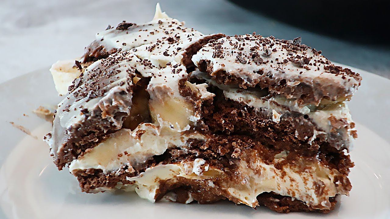 Морковный торт со сметанным кремом. Шоколадно-банановый торт из пряников. Шоколадно-банановый торт из пряников. Торт из пряников и бананов. Шоколадно-банановый торт из пряников.