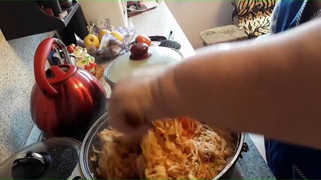 ВАРЮ БОРЩ//ТУШИМ КАПУПУСТУ//ПЕКУ ПИРОГ))) смотреть онлайн