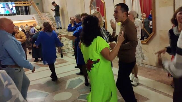 Оставайся мальчик с нами...... 12.11.23. смотреть онлайн