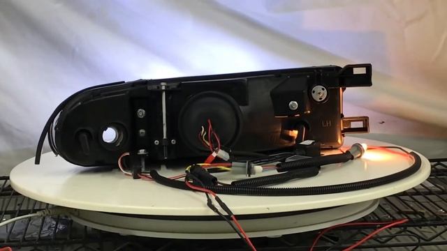 CrazyTheGod Altima U13 92-97 Sedan Guide LED Angle-Eye Bi-LED Projector Headlight Black for NISSAN смотреть онлайн