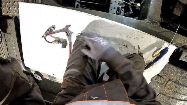 Ремонт жгута межколесной блокировки Volvo fh 16 смотреть онлайн