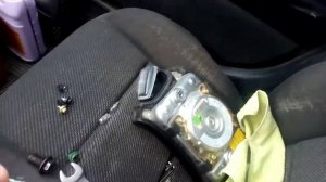 Замена лампочек в приборной панели БМВ . Какие лампочки стоят в приборной панели?