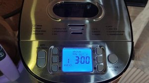 Хлебопечь Hyundai HYBM-M0313G