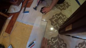 НЕ ПРИБИВАЙ ЛАМИНАТ, НЕ СТАВЬ МЕБЕЛЬ НА ЛАМИНАТ. (Укладка ламината в деталях)