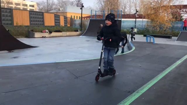 Скейт площадка в Кронштадте смотреть онлайн