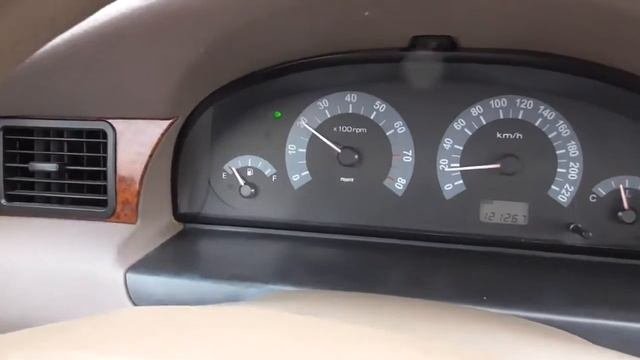 Приборная панель автомобиля.