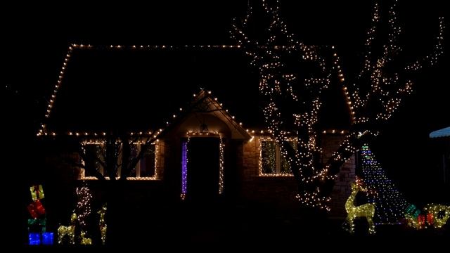 Как украшены дома на Статен-Айленде перед Рождеством смотреть онлайн