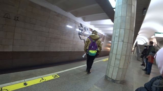 Впервые в метро! Влог #14. LIVE смотреть онлайн