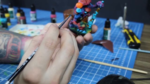 Painting Mollog's Mob in one go! смотреть онлайн