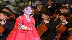 Ri Sol-ju (리설주) - 타오르라 우등불아 (Burn up, campfire!)