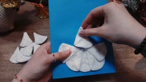 Открытка Елочка из ватных дисков