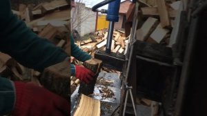 Реальная производительность гидравлического колуна вертикального.