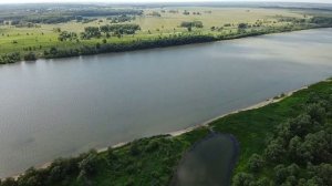 Озера вблизи деревни Большекулачье в Омском районе Омской области