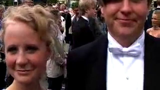 Uppladdningen inför studentbalen смотреть онлайн