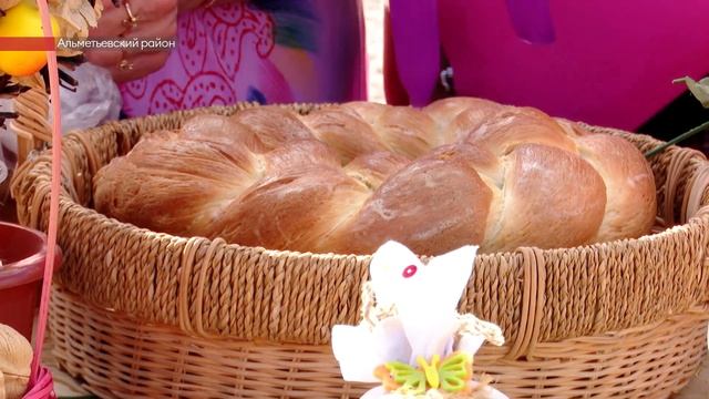 В Альметьевском районе отметили праздник трех Спасов смотреть онлайн