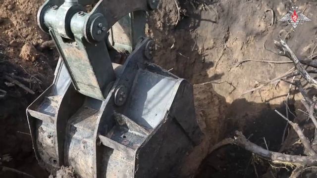 Разминирование территории пригорода Мариуполя